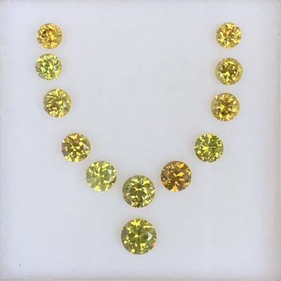 Набор уральских топазолитов 4.41 кар.