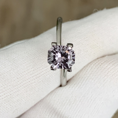 Грозовая шпинель 1.38 кар. Авторская огранка