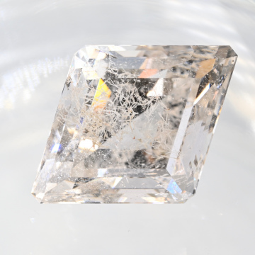 РЕДКОСТЬ! Тортвейтит в кварце 18.5 кар. Юж.Урал. 