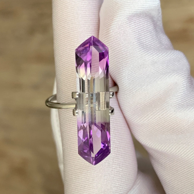 ПРОДАНО Аметист "Песочные часы" 11.11 кар. Дизайнерская огранка