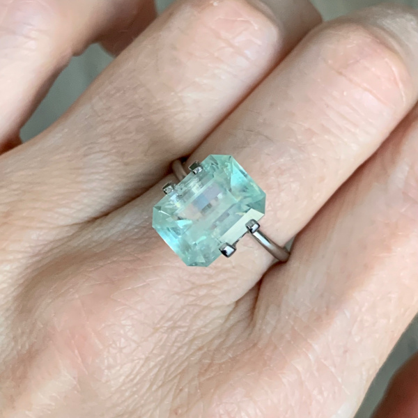 УРАЛЬСКИЙ АКВАМАРИН 5.79 КАР. МАЛЫШЕВА, УРАЛ